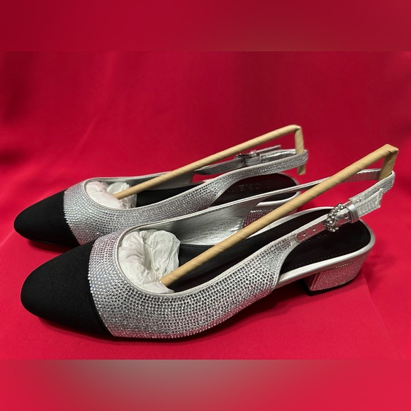 J Crew Silver Rhinestone Embellished Black Cap Toe Low Heel Slingback Size 7 NWT - Picture 3 of 7